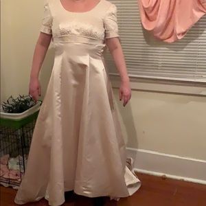 Wedding dress